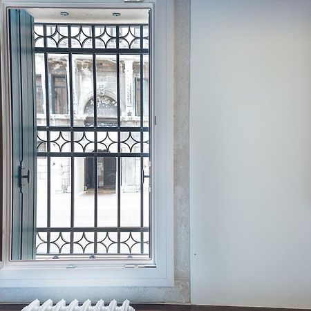 Ve.N.I.Ce Cera Casa Santo Stefano Apartment Venice Exterior photo